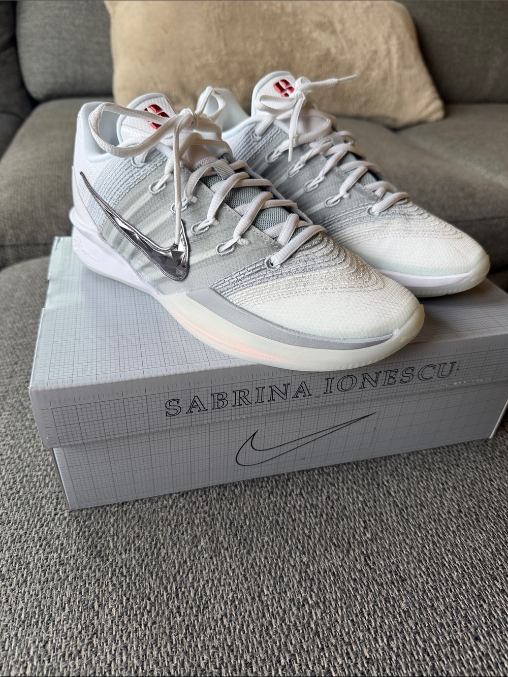 Nike Women’s Sabrina Ionescu Low-Top Basketball Sneakers